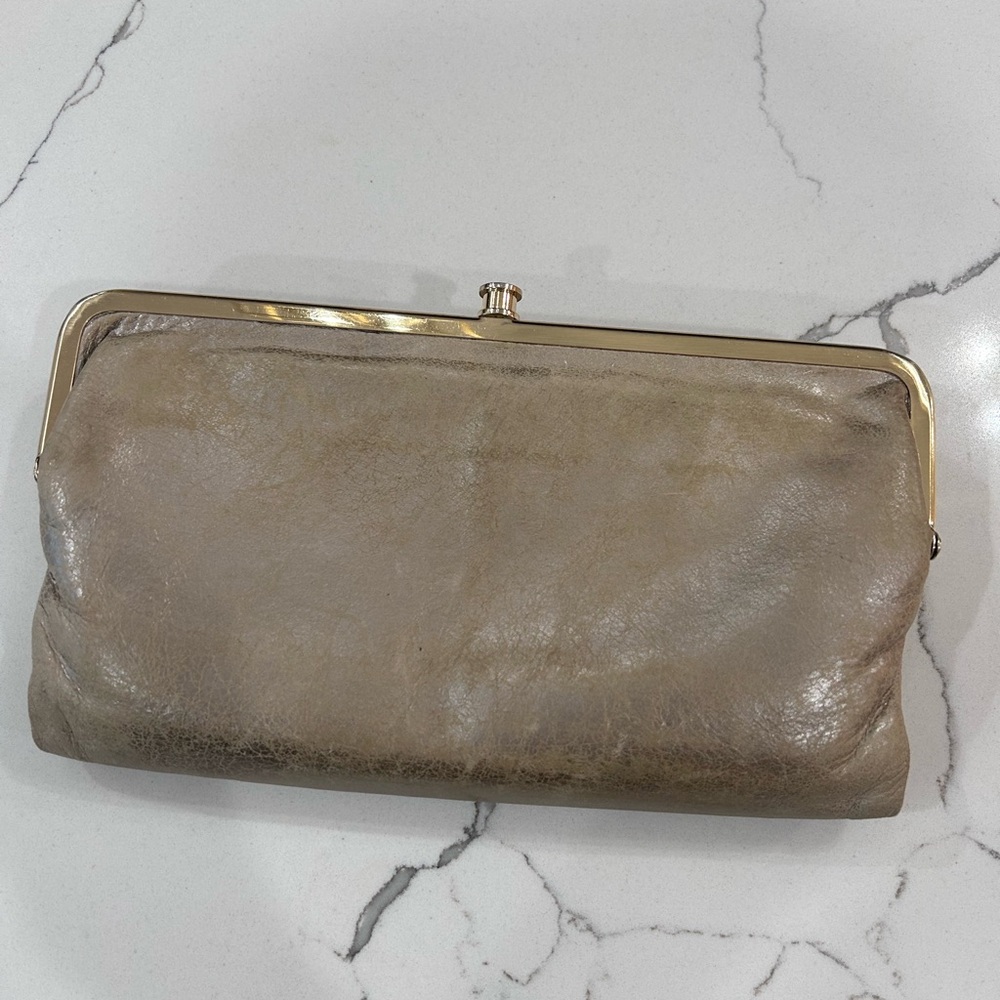 HOBO Elegant Tan Leather Clutch